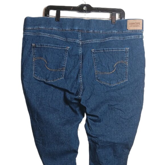 Signature Levi Strauss Pull On Jeans Women’s 22 Medium Wash High Super Skinny - Picture 4 of 4
